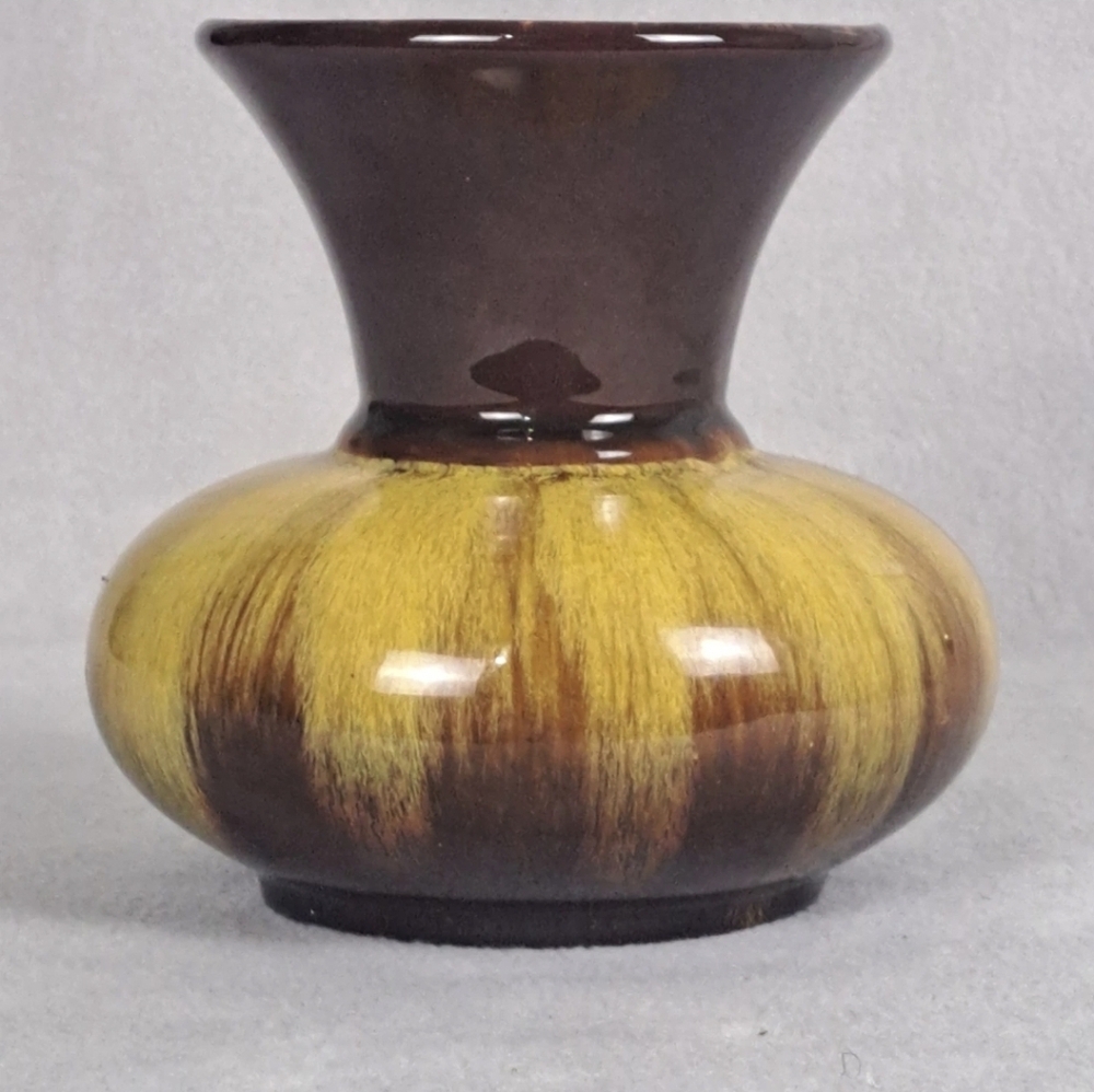 Vintage Blue Mountain Pottery BMP 5" Tall Vase Brown Drip Style